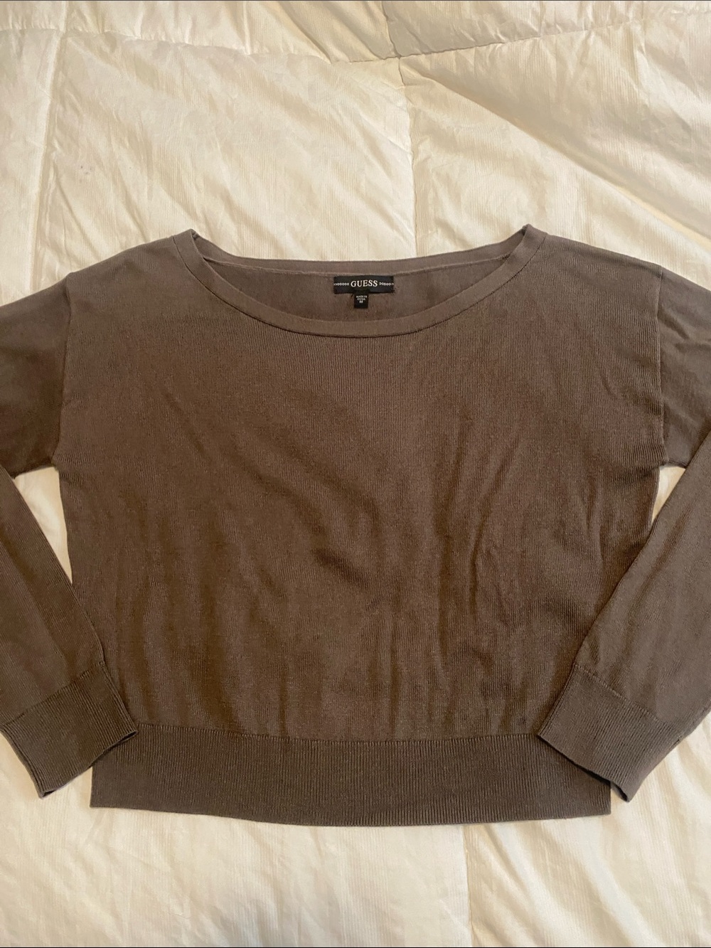 GUESS Women's Lightweight Pullover Sweater
